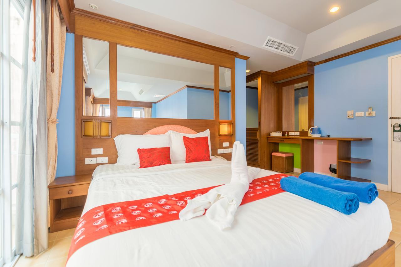 Chaba Kata Beach Hotel Quarto foto
